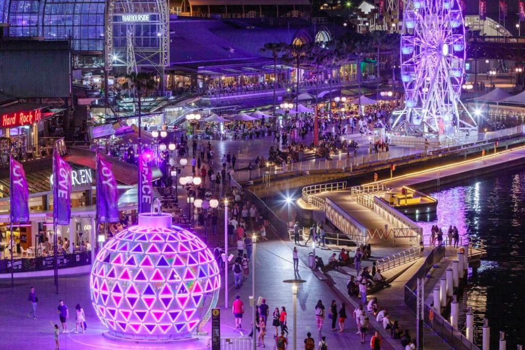 Christmas Down Under: Sydney's Lights, Carols, and More! 5 christmas-lights-sydney